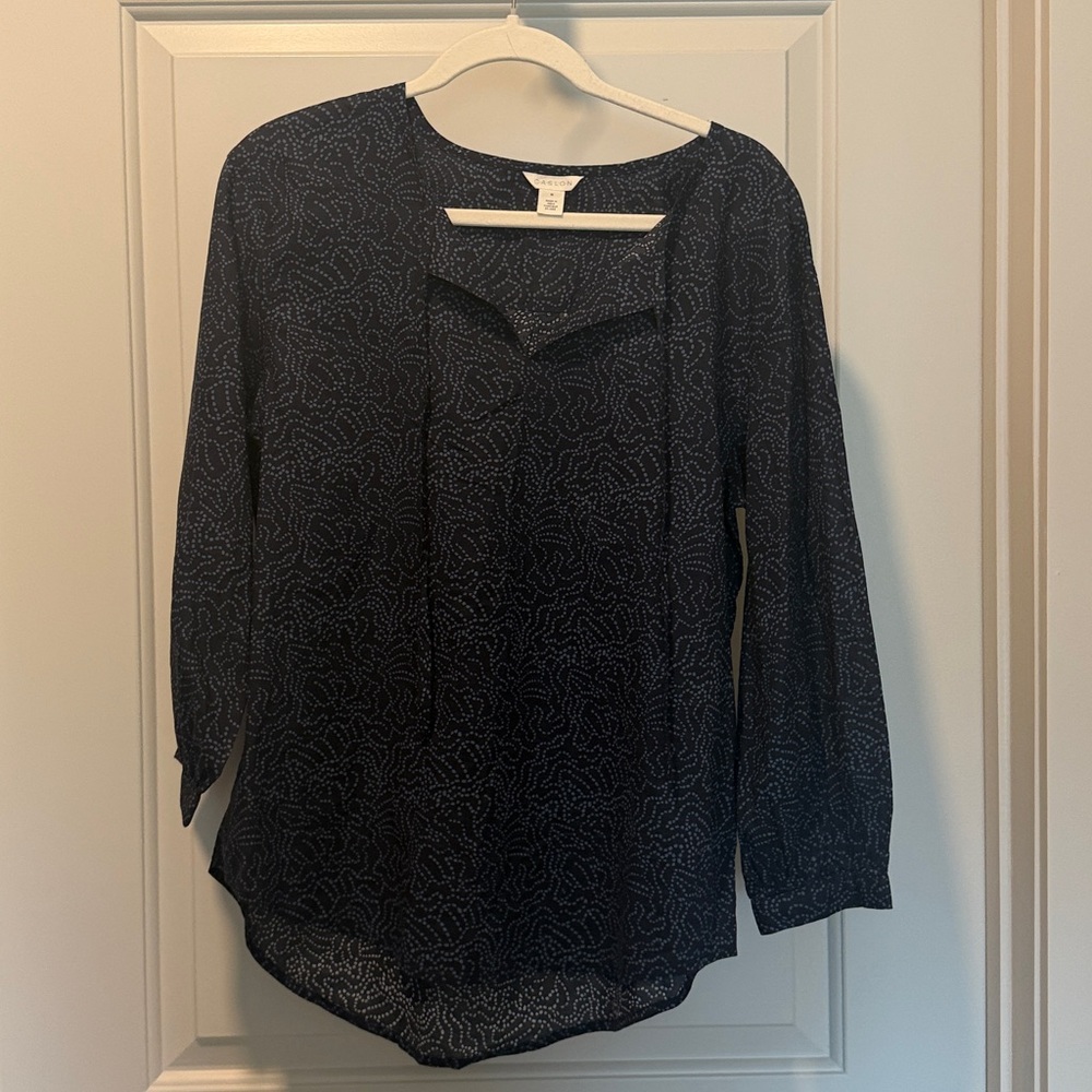 Women’s long sleeve top